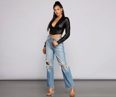 Bring those edgy vibes when you style this chic faux leather crop top! It features a collared V neckline. long sleeves. a zip front closure. corset seam detailing. and a cropped. form-hugging fit. Pair this sleek top with high rise jeans and a new pair of heels.Fit & Features Collared V neckline Long sleeves with tapered hems Zip front closure Corset seam detailing Cropped. form-fitting style PU fabric with moderate stretch Runs true to size Edgy Vibes, Christen Harper, Outfits Night Out, Corset Outfits, Leather Crop Top, Homecoming Outfits, Faux Leather Top, Woven Jacket, Pu Fabric