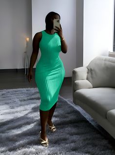 Blue Sleeveless Bodycon Midi Dress: Stylish Textured Knit Design for a Sleek, Modern Look Fitted Ribbed Sleeveless Midi Dress, Ribbed Fitted Sleeveless Dress, Knee-length, Fitted Ribbed Sleeveless Knee-length Dress, Green Ribbed Bodycon Midi Dress, Green Sleeveless Bodycon Midi Dress, Sleeveless Green Bodycon Midi Dress, Ribbed Sleeveless Midi Dress For Night Out, Ribbed Bodycon Sleeveless Dress For Spring, Fitted Ribbed Sleeveless Dress For Party