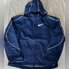 Brand New Nike Women’s Windbreaker Blue No Tags Aj6246-492. Women’s Sz: Small 100% Authentic. Any Questions Please Feel Free To Ask. Please Check My Feedback And Shop With Confidance. No Tags Blue Sportswear Outerwear For Spring, Blue Spring Sportswear Outerwear, Nike Casual Navy Track Jacket, Casual Navy Nike Track Jacket, Nike Blue Track Jacket For Spring, Nike Blue Outerwear For Fall, Blue Nike Outerwear For Fall, Blue Spring Sports Outerwear, Nike Navy Winter Outerwear