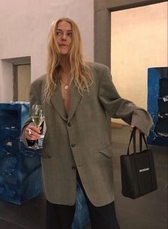 Fashion Victim, Elegant Chic, Instagram Models, Mode Vintage, Looks Style, Daily Outfits, Classy Outfits, Autumn Winter Fashion