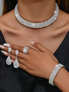 Free Returns ✓ Free Shipping✓. Fashionable Full Rhinestone Collar Necklace Women's Jewelry Set With Earrings, Elastic Bracelet, And Ring (5pcs/Set)- Women Jewelry Sets at SHEIN. Rhinestone Collar, Bracelet And Ring, Tassel Drop Earrings, Women's Jewelry Sets, Watches Women Fashion, Dream Houses, Women's Shapewear, Elastic Bracelet, Collar Necklace