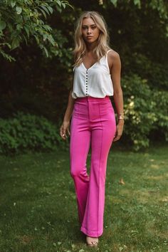 Flare Pants Outfit Classy, Flared Trousers Outfit, Working Girl Outfits, Summer Pants Outfits, Look Rose