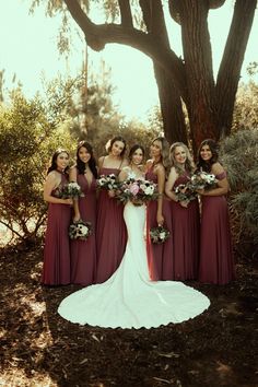 This gorgeous wedding dress for bridesmaids might be breathtaking for bridesmaid style inspiration. Totally into that for wedding day style. Collect that to your wedding fashion ideas. Bridesmaid Dress Inspiration, Bridesmaids Dress Inspiration, Gorgeous Wedding Dress, Dress Inspiration, Wedding Fashion, Wedding Bridesmaid Dresses