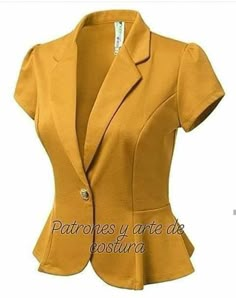 Trendy Womens Fashion, Fitted Blazer Jacket, Slim Fit Blazer, Afrikaanse Mode, Fashion Skirts, Slim Fit Blazers, African Design Dresses, Latest African Fashion Dresses, Coat Design