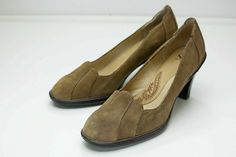 Leather upper and lining. Small mark on side of right heel. Women's US shoe size - 8 Width - medium Heel - 3" ___________________________ office use: brn rl n63 Brown Pumps, Leather Upper, Loafers, Pumps, Heels, Leather