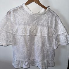 Size Xs Nwt Tie Back Detail Chic White Lace Top With Crew Neck, White Cropped Top For Brunch, Bishop Sleeve Blouse, One Shoulder Ruffle Top, White Cotton Blouse, Black Floral Blouse, White Chiffon, White Eyelet, Tie Blouse