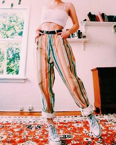 Colorful Pants, Hippie Outfits, Mode Inspo, Mode Vintage, Mode Inspiration, Outfit Casual, Retro Outfits, Looks Vintage, Aesthetic Fashion