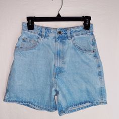 Zara Flared Jean Shorts New Without Tags High Waisted Denim Us 2 Slight Tear On Right Leg Worn Once, Brand New 10% Of Proceeds Made During Sale Will Be Donated To A21, A Nonprofit That Aims To Combat Human Trafficking Globally. For More Info, Check Out Their Site Www.A21.Org High Waist Light Wash Bottoms With Belt Loops, High Waist Light Wash Jean Shorts With Belt Loops, Zara Straight Leg Washed Blue Bottoms, High Waist Washed Blue Jean Shorts, Light Wash High-waisted Cotton Shorts, Zara Light Wash Straight Leg Bottoms, Zara Straight Leg Light Wash Bottoms, Zara High-waisted Cotton Jean Shorts, Zara High Waist Cotton Shorts