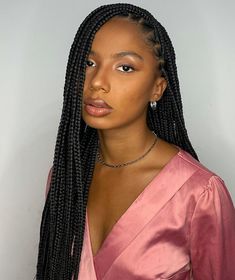 Lightweight Knotless Box Braids Single Box Braids, Med Knotless Braids, Braids Ideas For Black Women, Med Box Braids, Knotless Box Braids Medium, Medium Knotless Box Braids, Box Braids Ideas, Twist Box Braids