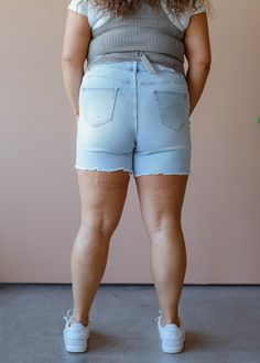 I AM SO, SO EXCITED ABOUT THESE SHORTS!!! OUR FIRST EVER PLUS SIZED PAIR! I spent HOURS searching for these and I am SO happy with them! Our queen / model Maya said these are the comfiest denim shorts she's ever worn! maya is 5'10 and and wearing a size 1X tee is VERY stretchy size XL: 16.5" length, 34" waist size 1X: 17" length, 36" waist size 2X: 18" length, 38" waist size 3X: 19" length, 40" waist paired with the second star to the right boxy tee and the pirate's life for me vest fabric is co Medium Wash Mid-thigh Length Shorts For Summer, Medium Wash Mid-thigh Length Summer Shorts, Summer Medium Wash Mid-thigh Jean Shorts, Stretch High-waisted Light Wash Shorts, Summer Denim Shorts In Mid-thigh Length, Spring Mid-thigh Length Shorts, Second Star To The Right, Space Mountain, Pirate Life