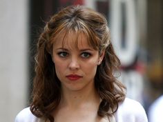 Rachel Mcadams Fringe, Rachel Mcadams Hair Bangs, Rachel Mcadams Bangs, Small Forehead Hairstyles, Hair For Big Foreheads, Hair Big Forehead, Haircut For Big Forehead