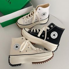 Cute Converse Shoes, Cute Converse, Trendy Shoes Sneakers, Preppy Shoes, Pretty Shoes Sneakers, Cute Shoes Heels, Hype Shoes, Girly Shoes, Aesthetic Shoes