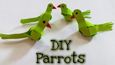 Paper craft ideas Parrot Craft For Kids, Paper Parrot Craft, Parrot Paper Craft, Parrot Decoration, Origami Parrot, Paper Parrot, Diy Large Parrot Toys