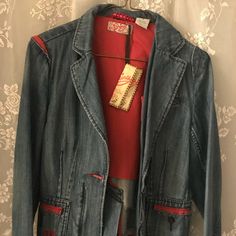 Jessica Simpson Denim Jacket Size Med Spring Denim Blazer With Pockets, Casual Medium Wash Blazer For Spring, Casual Spring Blazer, Casual Medium Wash Blazer For Fall, Casual Fall Denim Blazer, Casual Denim Blazer For Fall, Vintage Denim Blazer For Spring, Retro Denim Outerwear For Spring, Casual Medium Wash Denim Blazer