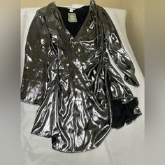 Nwt;H&M Metallic Silver Mini Dress Sz;Xxl Metallic Long Sleeve Mini Dress For Fall, H&m V-neck Mini Dress For Night Out, H&m V-neck Mini Dress For Party, H&m Long Sleeve Mini Dress For Date Night, Metallic Long Sleeve Mini Dress For Date Night, Metallic Mini Dress For Date Night In Fall, H&m V-neck Party Dress, Chic Long Sleeve Metallic Mini Dress, Metallic Long Sleeve Mini Dress For Spring