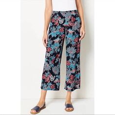 J. Jill Sarasa Tropical Full-Leg Crop Pants Elastic Waist Navy Blue Size Xs New With Tags! Never Been Worn Approx 34” Long & 24.5” Inseam 5 Star Seller! Will Ship Same Or Next Day (Except For Weekends) Bundle To Save! Printed Blue Bottoms For Loungewear, Blue Printed Bottoms For Loungewear, Blue Printed Loungewear Bottoms, Blue Floral Print Loungewear Pants, Relaxed Fit Blue Floral Bottoms, Blue Floral Print Pants For Loungewear, Blue Printed Bottoms With Relaxed Fit, Blue Floral Print Ankle-length Pants, Blue Floral Print Pants For Vacation