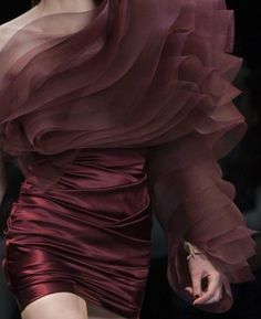 Origami Dresses, Frills And Ruffles, Garment Details, Jewelry Illustration, Color Meanings, Glamour Dress, Alexandre Vauthier