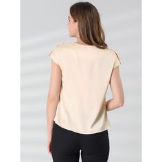 This blouse offers perfect office wear for warm weather. Cut to a fitted shape with the cap-sleeve design, just providing elegant details for the blouse. This blouse would be equally styled well with A-line skirts or skinny jeans with high heels. Designed in a fluid, flowing silky fabric that drapes beautifully around the body. Cap sleeves add some flare to your everyday look. Jeans With High Heels, Office Blouse, Basic Blouses, Perfect Office, Cap Sleeve Top, Satin Blouses, Women's Blouses, Satin Shirt, Elegant Shirt