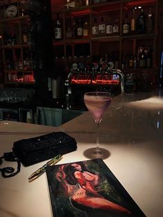 Gossip Girls, Secret Diary, Pretty Drinks, Night Vibes, Dream Lifestyle, Red Aesthetic, City Girl