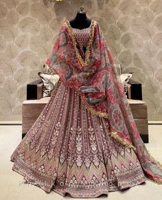 Wedding Core, Mehandi Outfits, Sangeet Lehenga, Mirror Work Dress, Aesthetic Indian, Peach Lehenga, Lehenga Anarkali