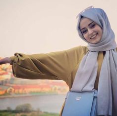 Woman With Hijab, New Hijab, Hijab Dp, Hijab Collection, Muslim Fashion Hijab, Hijab Girl