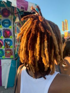 Ginger Locs With Blonde Skunk Stripe, Ginger Blonde Locs Black Women, Orange And Blonde Locs, Red And Blonde Locs Black Women, Ginger Locs With Blonde Highlights, Blonde And Ginger Locs, Ginger Blonde Locs, Edges Locs, Ginger And Blonde Locs