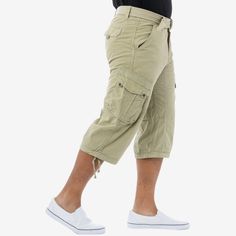 These classic below knee cargo shorts from XRAY are constructed with quality and durable materials for long-lasting comfort and breathability. Casual Knee-length Cargo Pants With Pockets, Casual Knee-length Cargo Pants With Cargo Pockets, Outdoor Bermuda Cargo Pants In Utility Style, Outdoor Bermuda Bottoms With Cargo Style, Casual Knee-length Pants With Cargo Pockets, Khaki Bermuda Cargo Shorts For Outdoor, Bermuda Cargo Pants With Cargo Pockets For Outdoor Activities, Cotton Cargo Pants For Outdoor, Summer Knee-length Cargo Pants With Side Pockets