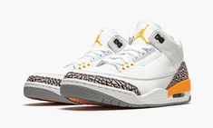 The Women’s Air Jordan 3 “Laser Orange” is yet another desirable colorway in Michael Jordan’s signature collection fitted in women’s sizing. Released in Summer 2020, the “Laser Orange” Jordan 3 draws attention with a clean, wearable color scheme that syncs-up with the breezy vibrations of summertime footwear. Crisp white tumbled leather can be found across the entire upper, including on the mid-panel, collar, and toe. Smooth dotted leather graces the tongue and underneath the eyelets. Elephant p Jordan 3 Laser Orange, Orange Jordan, Doudoune The North Face, 70s Converse, Jordan 3s, Jordan Iii, Nike X Travis Scott, Womens Basketball Shoes, Jordan 3 Retro