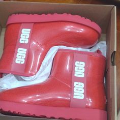 Ugg Boots Size 7 Brand New Winter Boots With Red Sole In Synthetic Material, Casual Boots With Red Sole, Casual Boots With Red Sole In Synthetic Material, Women Ugg Boots, Classic Boots Woman, Ugg Mini Boots, Ugg Classic Mini Boot, Ugg Shoes Women, Moccasin Ankle Boots