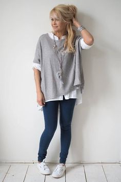 Stil Boho, Estilo Hippie, Pinterest Fashion, Fashion Over 50, Hippie Chic, Sling Bag, Work Outfit, Plus Size Fashion, Spring Fashion