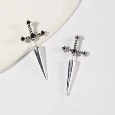 Get into the Halloween spirit with these Dark Gothic Vintage Imitation Scissors Earrings 🖤🔪 Perfect for adding a touch of spooky style to your outfit, these earrings feature a unique scissors design with a vintage gothic twist. Made from high-quality zinc alloy, these earrings are the perfect accessory for any Halloween event or costume party. Add a little edge to your look with these statement earrings that are sure to turn heads and create a killer look! Dagger Earrings, Shark Earrings, Edgy Jewelry, Bracelet Viking, Front Back Earrings, Cross Earrings Studs, Starfish Bracelet, Dolphin Earrings, Surfer Necklace