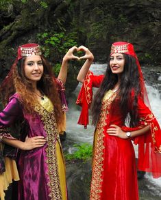 Turkey Culture Traditional Dresses, Traditional Turkish Dress, Turkey Traditional Clothes, Turkey Traditional Dress, Traditional Turkish Clothing Women, Turkish Culture Traditional Dresses, Turkish Fashion Traditional, Turkish Traditional Dresses, Traditional Iranian Clothing