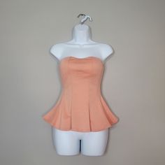 Pink/Peachy Color Nwt! Fitted Peach Summer Tops, Cute Fitted Tops For Brunch, Trendy Peach Tops For Spring, Peach Stretch Top For Spring, Stretchy Peach Top For Spring, Feminine Fitted Peach Blouse, Fitted Feminine Peach Blouse, Cute Apricot Top For Spring, Cute Apricot Tops For Spring