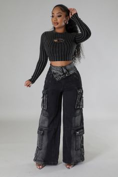 Black denim Jeans Styling Black Cargo Pants, Black Cargo Jeans Outfit, Denim Cargo Pants, Black Cargo, Black Denim Jeans, Denim Romper, Denim Maxi Skirt, Active Leggings, Maxi Dress Formal