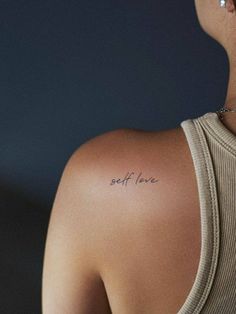 Unique Small Tattoos For Women, Small Tattoos For Women, Unique Small Tattoo, App Filter, Fineline Tattoo, Quote Tattoo, Inspiration Tattoo, Tasteful Tattoos