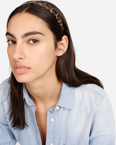 Fall 2024 Leisure Wardrobe Capsule for Women Over 40 — THE DAILEIGH Tortoise Headband, Shell Headband, Spring Tees, Fall Trends Outfits, Headband Outfit, Winter Capsule Wardrobe, Summer Capsule Wardrobe