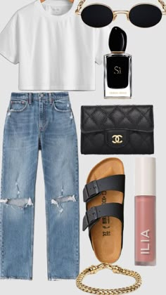 Summer Birkenstock Outfit, Look Boho Chic, Summer Capsule Wardrobe, Casual Day Outfits, Jeans Outfit, Summer Fashion Outfits, Mom Outfits, Business Casual Outfits