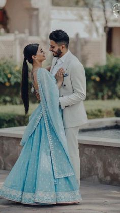 Engagement Poses For Couple Outdoor, Prewedding Photography Indian Couple Shoot, Indian Prewedding Photoshoot, Cute Couple Poses Instagram, Traditional Prewedding Shoot, Formal Couple Poses, Prewedding Photography Indian, Engagement Photos Ideas Indian, Prewedding Photoshoot Ideas