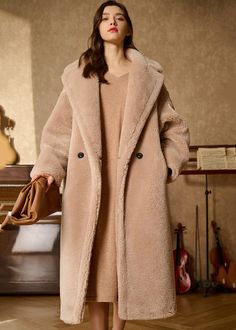 Long Teddy Coat Outfit, Teddy Coat Outfit, Long Teddy Coat, Winter Mode Outfits, Mode Mantel, Korean Outfit Street Styles, Oversized Collar, Fashion Drawing Dresses, Long Wool Coat