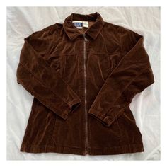 1990s BillBass dark brown velvet zipper up collar jacket * Women size small (S) * front zipper * made of velvet like material * 100% cotton Measurements: Pit to pit: 15.5 in (unstretched) Length: 26 in Sleeve: 28 in Collar: 2 in in great vintage condition with no major apparent flaws Thank you for looking! Browse the rest of my shop for more bohemian vintage lovelies! 90s Hippie, Coat Collar, Chinese Style Dress, Closet Fashion, Boho Vintage, Zipper Jacket, Vintage Bohemian, Jacket Women, Fashion Inspo Outfits