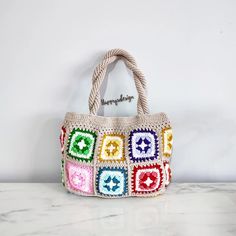 This beautiful bag, which you can use in all four seasons, is completely handmade and personalized.  It has a small inner pocket to prevent your small items such as keys, wallet, phone from getting mixed up. It is a bag that is a candidate to become an indispensable part of your wardrobe.  Lining is duchess and it has magnetic opening. 42x35cm You can wash it in hand also machine in 30 degree celsius. Winter Bags, Shoulder Tote Bag, Crochet Granny, Beautiful Bags, Granny Square, Purses And Handbags, Shoulder Bag, Tote Bag, Accessory Gift