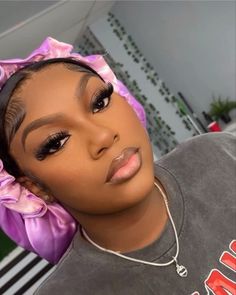 18th Makeup Looks, Natural Makeup Birthday Looks, Natural Makeup Looks For Senior Pictures, Homecoming Makeup Looks Natural, 8th Grade Makeup Looks, Makeup Ideas For Photoshoot, Picture Day Makeup School, Birthday Makeup Dark Skin, Soft Glam Birthday Makeup