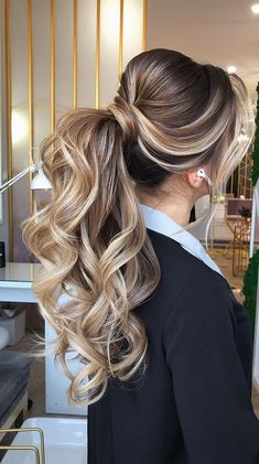 Wedding Ponytail, Sanggul Modern, Ponytail Hairstyle, Perfect Hairstyle, Long Hair Wedding Styles, Wedding Hair Inspiration, Wedding Hair And Makeup, Bride Hairstyles, Ponytail Hairstyles