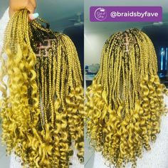 50 Captivating Coi Leray Braids with Curly Ends - What Hair to Use & How To Guide - Coils and Glory Box Braids On Black Women, Yellow Box Braids, Yellow Braids, Melanin Hairstyles