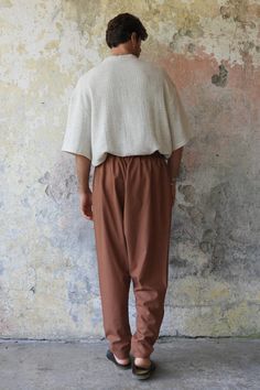 Brown Relaxed Fit Straight Parachute Pants, Brown Tapered Leg Harem Pants With Relaxed Fit, Brown Relaxed Fit Harem Pants With Tapered Leg, Brown Relaxed Fit Straight Leg Harem Pants, Brown Linen Pants With Relaxed Fit, Baggy Brown Linen Pants, Brown Linen Tapered Leg Pants, Brown Relaxed Fit Harem Pants, Brown Linen Long Pants