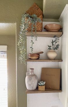 Spring kitchen shelf decor inspo Boho Modern Shelf Decor, Dining Wall Shelf Ideas, Kitchen Shelf Styling Ideas, Kitchen Small Shelf Decor, Kitchen Shelf Decor Above Sink, Kitchen Sink Shelf Decor, Boho Kitchen Shelves Decor, Kitchen Window Shelf Decor, Decorative Shelf Kitchen