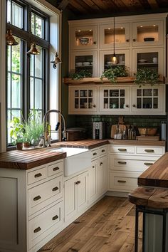 Choose the Perfect Color for Your Farmhouse Kitchen Cabinets - Quiet Minimal Country Kitchen Cream Cabinets, Farmhouse Home Design Ideas, Farmhouse Kitchen With White Appliances, Kitchen Vaulted Ceiling Cabinets, Colonial Style Kitchens, Country House Kitchen Ideas, Kitchen Design With White Cabinets, Farmhouse Kitchen With Pantry, British Cottage Kitchen