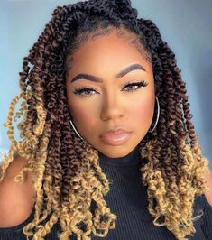 Discover 17 stunning short passion twist hairstyles! Elevate your look with these trendy and beautiful twists. Find inspiration for your next stylish hairdo. Click the article link for more photos and inspiration like this // Photo Credit: Instagram @mustardhair_ke // #besthairstyles #bohoshortpassiontwists #braid #braids #crochetshortpassiontwist #goddessshortpassiontwists #hair #hairinspiration Passion Locs, Tiana Passion Twist, Crochet Passion Twist, Pre Looped Crochet Hair, Twists Crochet, Ocean Wave Crochet Hair, Braided Mohawk, Passion Twist Crochet, Passion Twist Hair