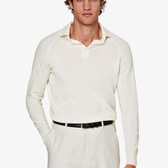 A luxurious knitted layer with a hint of understated casual appeal, this slim-tailored off-white polo features long sleeves and is perfect under a blazer or on its own. Raglan Long Sleeve, White Turtleneck, White Polo, Long Sleeve Polo Shirt, Long Sleeve Polo, Mulberry Silk, White Long Sleeve, Fashion Advice, Raglan Sleeve