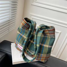 Daiiibabyyy Retro niche bag woven wool plaid single shoulder large capacity plaid canvas bag Korean version new bag aesthetic urban Casual Winter Satchel With Large Capacity, Casual Green Bags For Winter, Casual Winter Shoulder Satchel, Casual Green Winter Bags, Casual Double Handle Shoulder Bag For Winter, Casual Winter Tote Satchel, Green Large Capacity Bags For Winter, Casual Winter Shoulder Bag With Double Handle, Casual Double Handle Winter Shoulder Bag